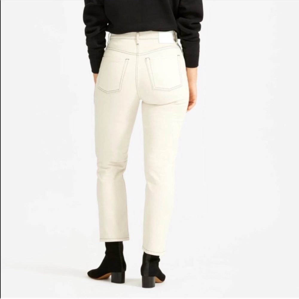 NWT Everlane contrast-stitch Cheeky Jean in stone